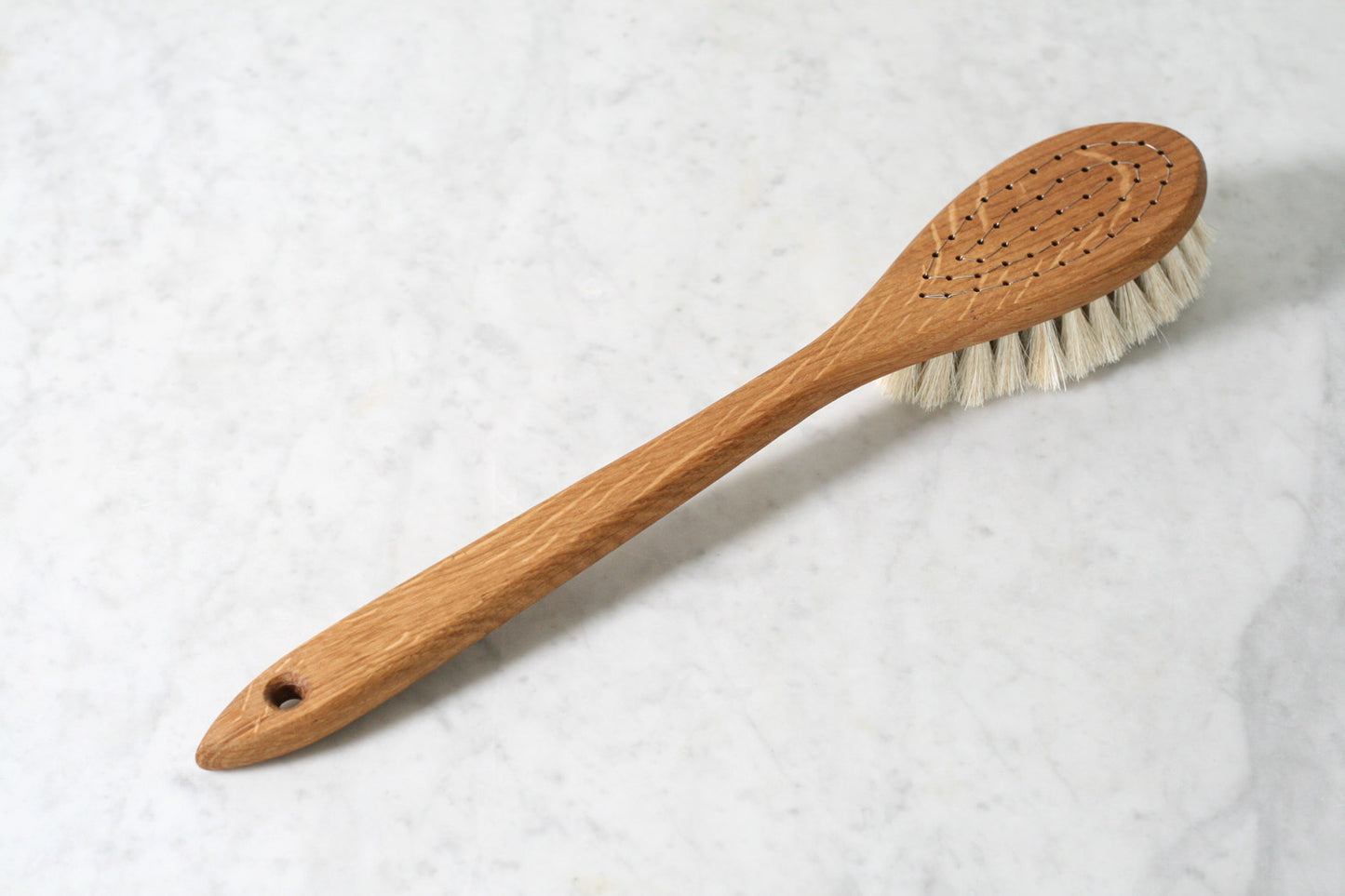 Iris Hantverk Long Bath Brush