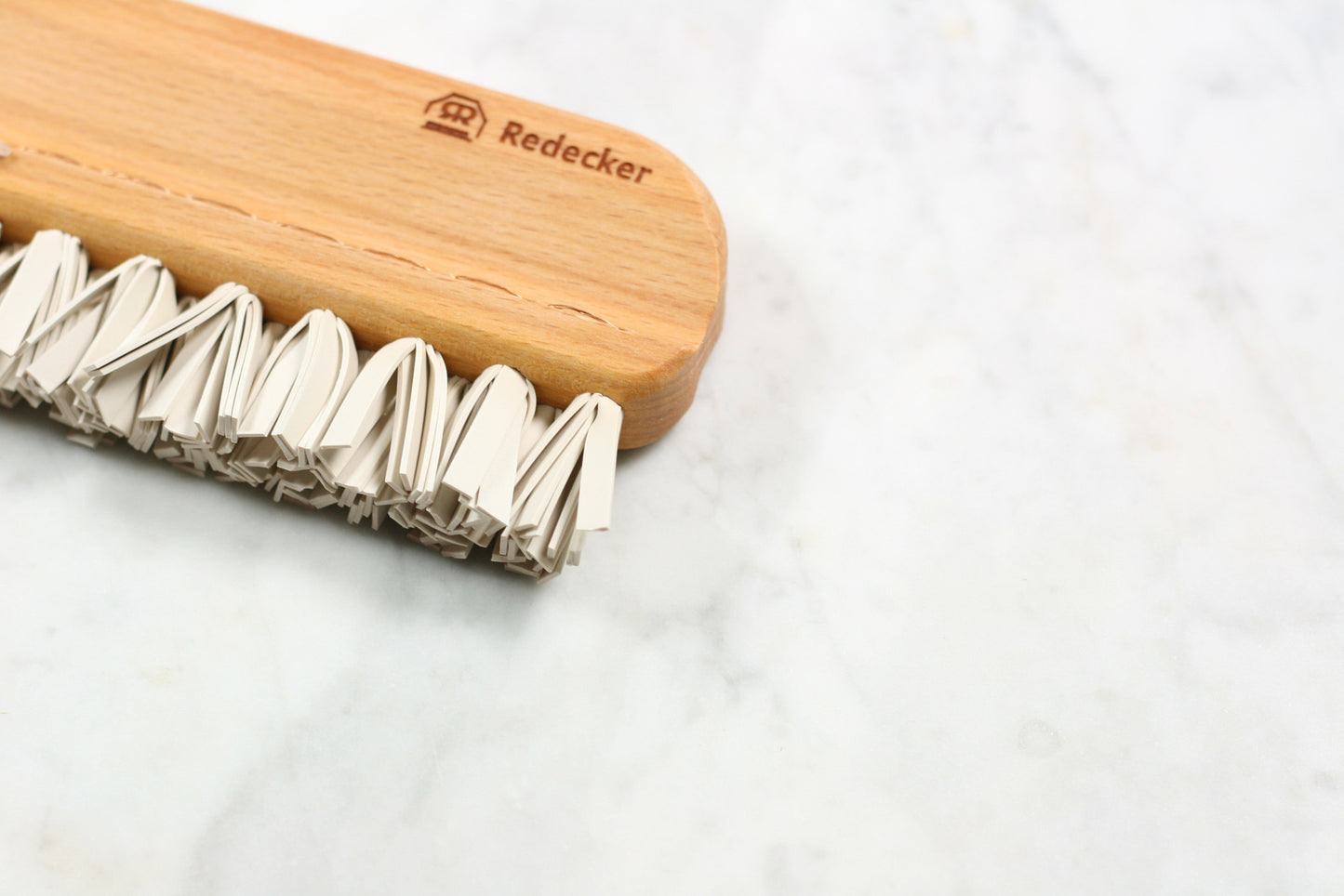 Burstenhaus Redecker natural rubber lint brush.